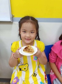 Jordan's Kids Making Waffles_201807_14