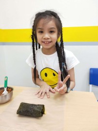 喬登美語108學年度發現夏令營-包壽司_190704_013