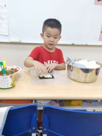 喬登美語108學年度發現夏令營-包壽司_190704_030