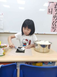 喬登美語108學年度發現夏令營-包壽司_190704_031