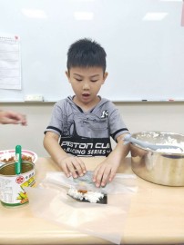 喬登美語108學年度發現夏令營-包壽司_190704_040