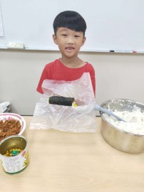 喬登美語108學年度發現夏令營-包壽司_190704_043