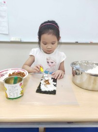 喬登美語108學年度發現夏令營-包壽司_190704_044