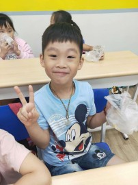 喬登美語108學年度發現夏令營-包壽司_190704_056