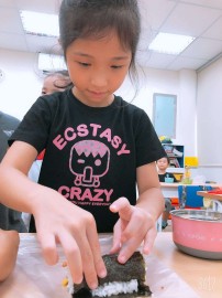 喬登美語108學年度發現夏令營-包壽司_190704_089