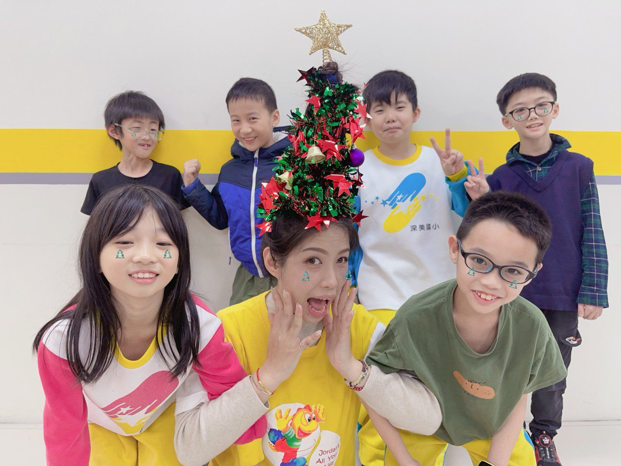 喬登美語深美分校 2025歡樂聖誕派對 聖誕節 寒暑期營 正音班 小一先修 安親班 兒童美語